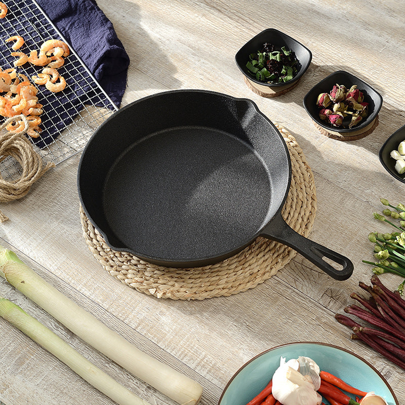Happiness CAST IRON SET - 3 Versatile pans with 2 durable glass lids  - Pre Seasoned