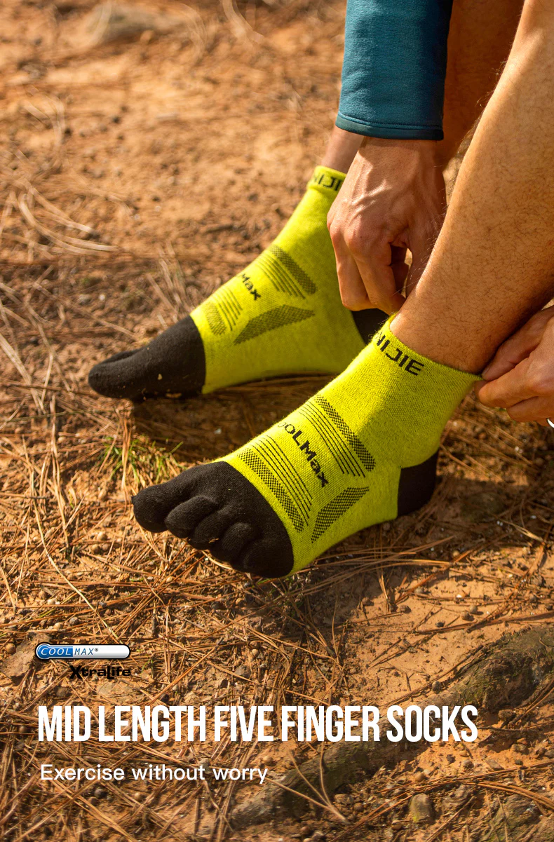 Aonijie E4840 SPORTS (mid-length) FIVE FINGER SOCKS Set of 3 Model no. E4840 QUARTER