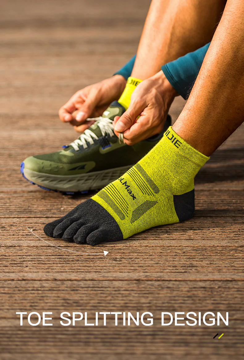 Aonijie E4840 SPORTS (mid-length) FIVE FINGER SOCKS Set of 3 Model no. E4840 QUARTER