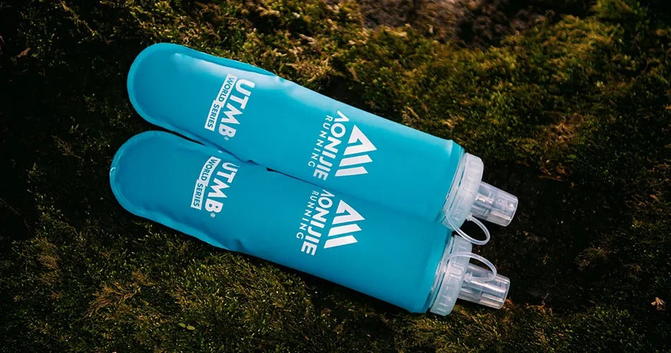 AONIJIE SOFT FLASK WITH UTMB LOGO - 500ml